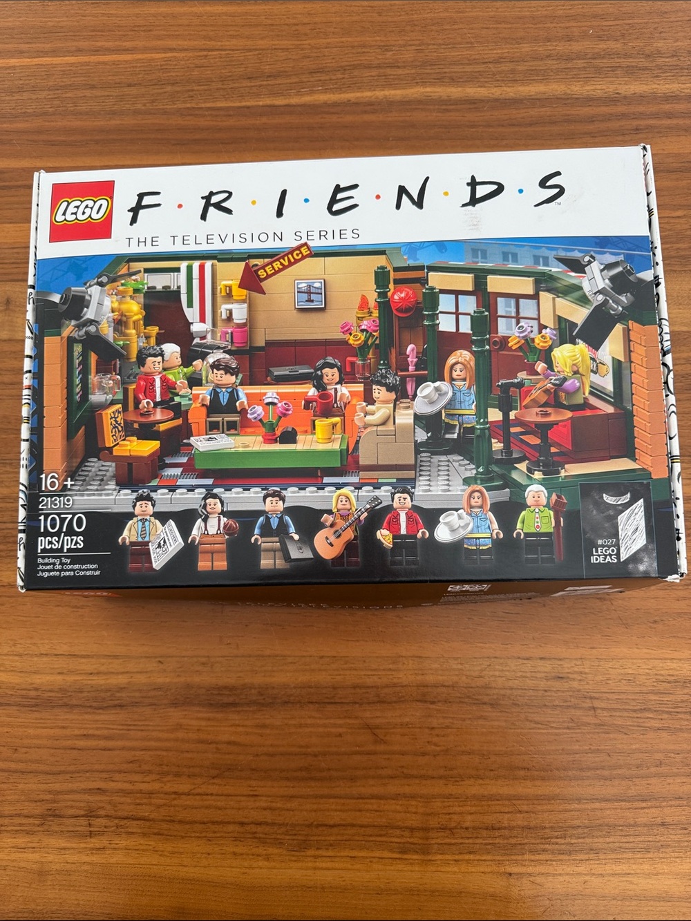 Retired LEGO Ideas Friends Central Perk Building Set 21319 OPEN BOX complete